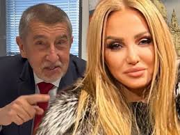 V roku 2024 sa stali prekvapivé udalosti: Šokujúci rozvod, valila sa aj  špina a nový párik?