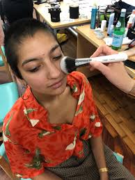 Charli Avery (@CharliAmakeup)