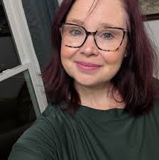 Book Review: Dinner For Vampires by Bethany Joy Lenz