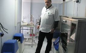 Totodată spitalul este o bază de învățământ universitar (studenți ai facultății de medicină), pre și postuniversitar (elevi ai școlilor postliceale, medici rezidenți specialiști). Iasi Aparatul De Sterilizare De La Maternitatea Elena Doamna Care A ZÄcut Doi Ani In Curte Va Fi Dat In FuncÅ£iune