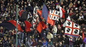 Cagliari calcio is based in cagliari (sardinia region, italy). Cagliari Pugno Duro Contro I Tifosi Tre Ultras Espulsi A Vita Per Cori Razzisti