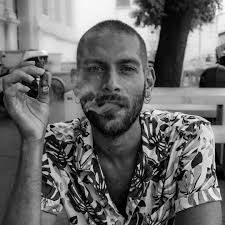 Hi all. I've tried searching the group for answers but can't find  anything... Is there a decent free plugin to help with comparing my track  to another one for levels? Or is