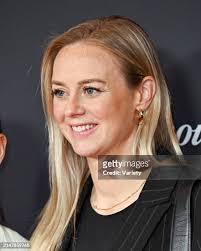 Amanda Medcalf's Instagram, Twitter & Facebook