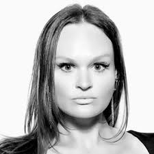 Maggie Sloatman (@ligitnft)