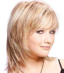 Bob With Face Framing Layers Bobs For Round Faces Frisuren Frisur Ideen Frisuren Haarschnitte