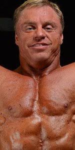 Pro Bodybuilder John Meadows suffers heart attack