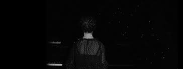 Find another word for idealistic. El Idealista 15 Photos Theatrical Play