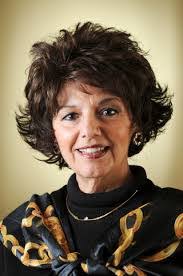 Eileen Mintz's Instagram, Twitter & Facebook