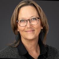 Tracy Hogue's Instagram, Twitter & Facebook