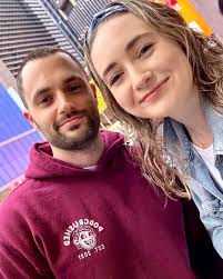 I'm only calling yo phone 109 times and that's it I'm not about to chase u  📲😡