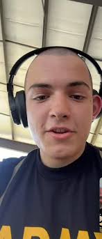 Did anyone attend basic training at Fort Knox, Kentucky?