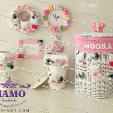 ست هلو کیتی سبد متوسط 245 سطل و دستمال 120 اباژور 145 ساعت 135 حلقه اسم 135 قاب عکس 45 عکس های بیشتر در کانال تلگر Felt Crafts Felt Decorations Felt Baby