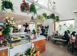 Rumah yang nyaman tak telepas dari desain rumah itu sendiri. Makan Dan Foto Di 7 Restoran Bernuansa Kebun Di Jakarta