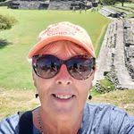 Colette Beech's Instagram, Twitter & Facebook