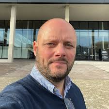 Steve Krogulski's Instagram, Twitter & Facebook