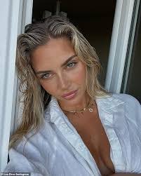 Casey Lea's Instagram, Twitter & Facebook