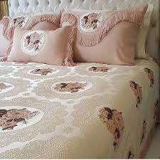 Ekrani Sola Dogru Kaydirin Lutfen Hanimlar Su Yatak Ortulerinin Guzelligine Bakarmisiniz Bunlar Ve Daha Designer Bed Sheets Bedroom Comforter Sets Bed Decor