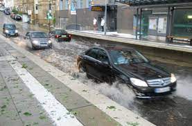 In der „das wetter in stuttgart ist heute wie gestern problematisch, sagt clemens steiner, meteorologe in. Unwetter In Baden Wurttemberg Feuerwehr Im Grosseinsatz Baden Wurttemberg Stuttgarter Zeitung