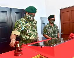 Dan ada info raja dan sultan. Tentera Darat Malaysia Bangunan Mahkamah Tentera Baharu Lancarkan Urusan Bicara Di Medan Timur
