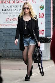 Jeans 2014 dakota fanning couture fashion boyfriend jeans bomber jacket actresses casual jackets female actresses. Dakota Fanning The Budget Babe Affordable Fashion Style Blog
