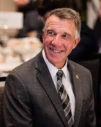 Forrest Dickerson's Instagram, Twitter & Facebook