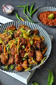 Maka jadilah nasi goreng ayam kunyit, menu sempoi terlajak sedap. Ayam Goreng Kunyit Dan Sambal Belacan Mengancam Qasey Honey