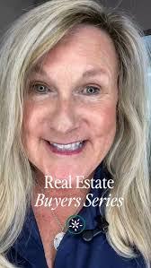 Sandra Libby's Instagram, Twitter & Facebook