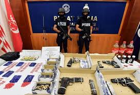 Rampasan Senjata Api Bahan Membuat Bom Enam Rakyat Thailand Ditahan Kota Bharu Polis Kelantan Sedang Menjalankan Siasatan Malaysia Countries Around The World