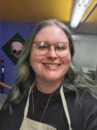 Brooke Smith's Instagram, Twitter & Facebook