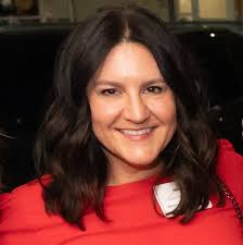 Can you still get your ears pierced at the mall ?