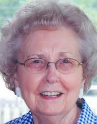 Kim Dorris's Instagram, Twitter & Facebook