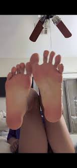 Foot fetish 01 - extreme foot close-up