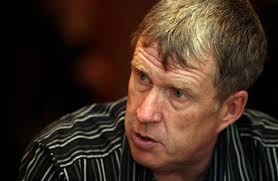 Former football agent Ian Elliot fights bankruptcy