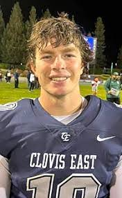 Hayden Lowe's Instagram, Twitter & Facebook