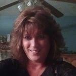 Lisa Shears's Instagram, Twitter & Facebook