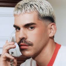 Daniel Nazar (@daniinmc_)