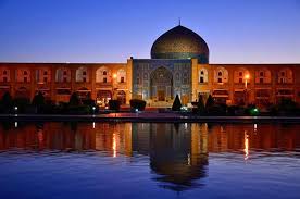 Construction of the mosque started in 1603 and was finished in 1619. Sheykh Lotfollah Mosque The Great Masterpiece Of Iranian Architecture