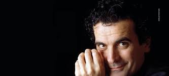 Troisi poeta Massimo" A Castel dell'Ovo, la mostra dedicata a Troisi