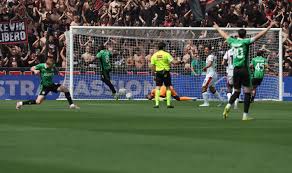 Che brutto questo Milan: perde 2-0 col Sassuolo, la Champions torna a rischio