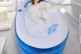 Auf den rutschfesten füßen stellst du diese in die richtige badewanne, in die dusche oder auf den fußboden. Aufblasbare Badewanne Die Top Auswahl Fur Deinen Badegenuss