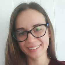 Lindsay Robb's Instagram, Twitter & Facebook