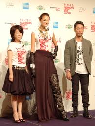 2006年に復帰し、現在でもスーパーモデル、女優として活躍している 冨永愛 さん。 私生活では 2004年に日本人男性と結婚し、2009年4月に離婚 しています。 å†¨æ°¸æ„› ãƒ¢ãƒ‡ãƒ«æ™‚ä»£ã® å«ŒãŒã‚‰ã› æ˜Žã‹ã™ ãƒ©ãƒ³ã‚¦ã‚§ã‚¤ã§ ã‚«ãƒ¡ãƒ©ã«æ˜ ã‚‰ãªã„ã‚ˆã†ã« J Cast ãƒ‹ãƒ¥ãƒ¼ã‚¹