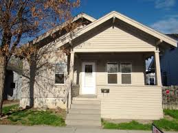 2 Bedroom House With Water Paid Billings Mt Rentals 2281 2 Bedroom 1 Bath House With Water Paid Pets Not Allowed Re Renting A House Bath House House
