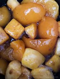 Bake the peach mango pie at 375ºf for 35 to 40 minutes, or until the fruit is bubbling up through the vents and the crust is golden brown. Peach Mango Pie Jollibee Style The Unlikely Baker