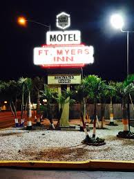 Photo courtesy of comfort inn & suites fort myers airport. Fort Myers Inn Fl Booking Com