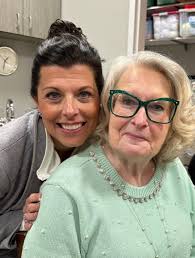 Nini's Treasures updated their cover photo.