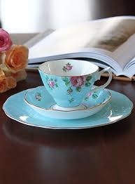 Be advised that changing your location while shopping will remove all the contents from your cart. China Dinnerware Pottery China Set Of 4 Royal Albert Polka Blue 3pc Place Setting