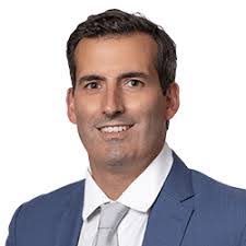 Jonathan Benevides's Instagram, Twitter & Facebook