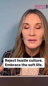 Barbara Downie's Instagram, Twitter & Facebook