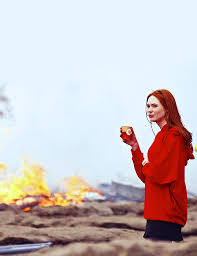 Amy Pond Cannot Be Bothered By That Volcano Fire While She Drinks Her Latte Karen Sheila Gillan Karen Gillan Bionic Woman